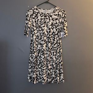 Old Navy floral swing dress size XS NWT